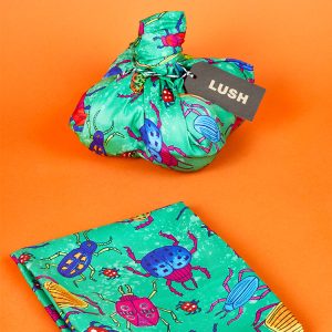 Bugs Knot Wrap Gift Wrapping